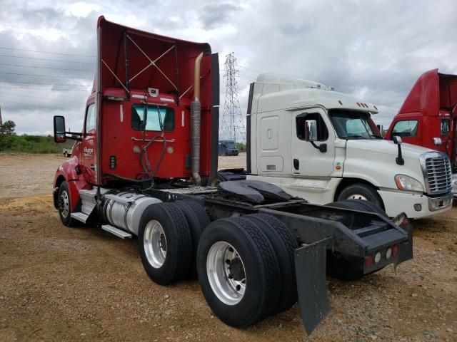 2015 Kenworth Construction T680