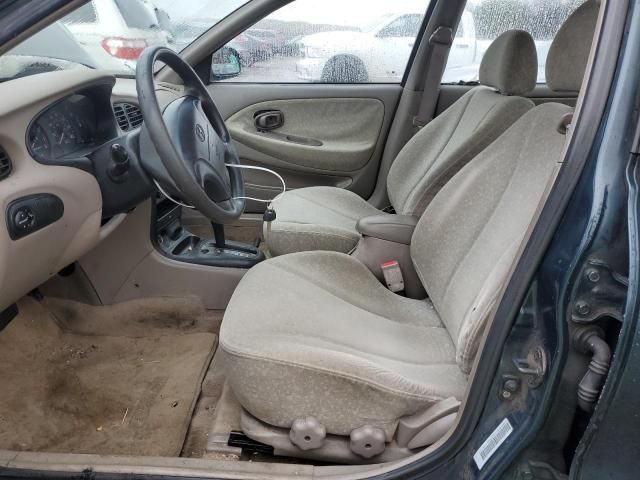 2000 Hyundai Elantra GLS