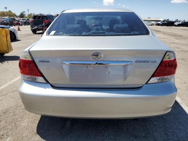 2005 Toyota Camry LE