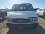 2004 GMC Safari XT