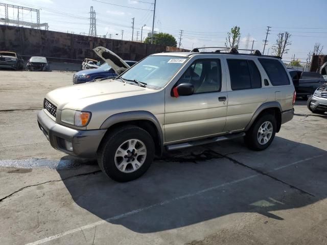 2000 Nissan Pathfinder LE