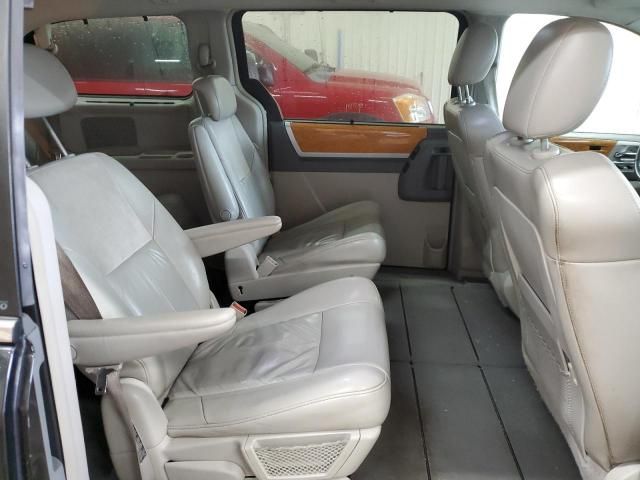 2008 Chrysler Town & Country Limited