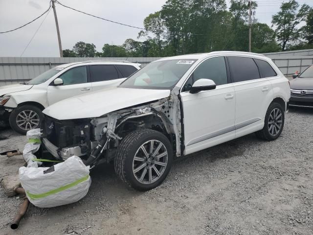 2019 Audi Q7 Premium Plus