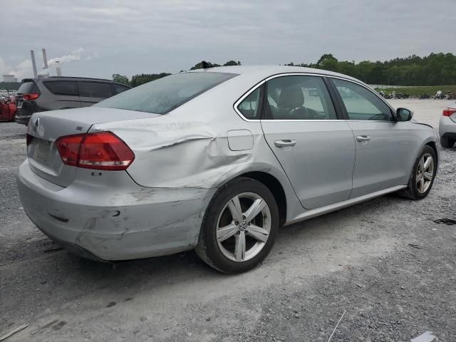 2013 Volkswagen Passat SE