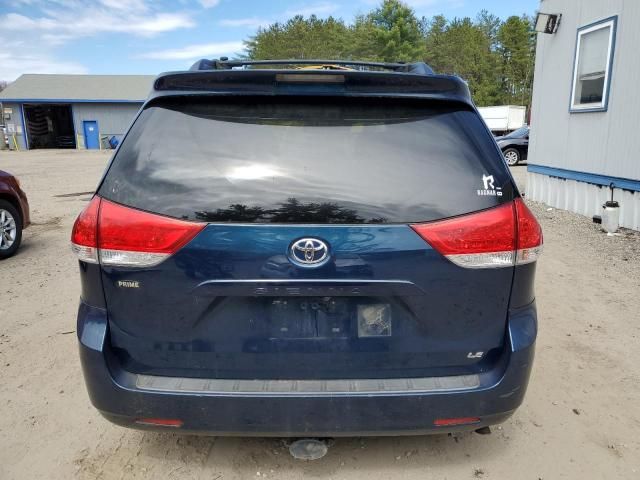 2011 Toyota Sienna LE