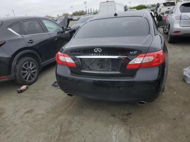 2013 Infiniti M37