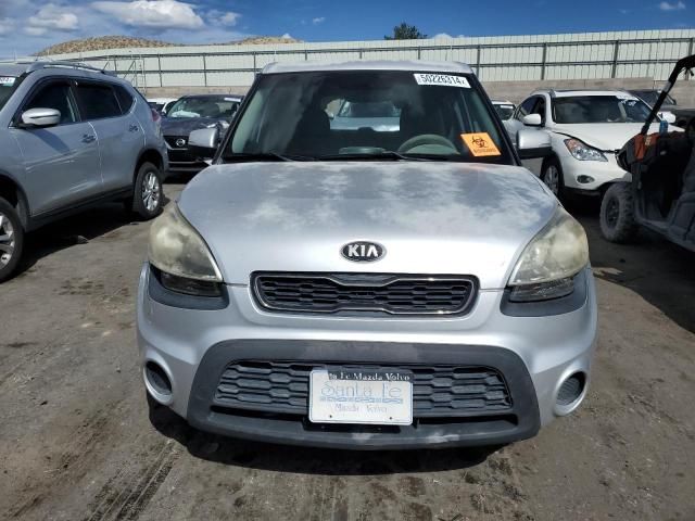 2013 KIA Soul +