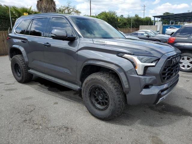 2023 Toyota Sequoia SR5