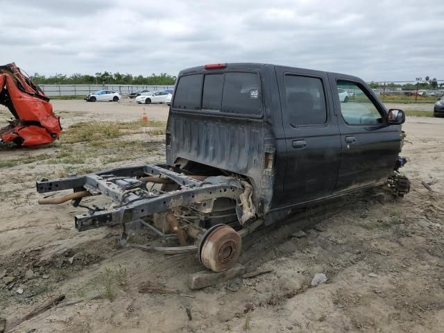 2000 Nissan Frontier Crew Cab XE