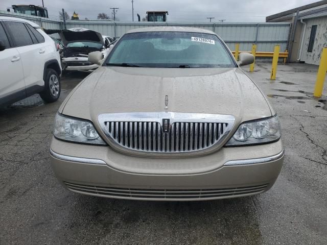 2009 Lincoln Town Car Signature Limited