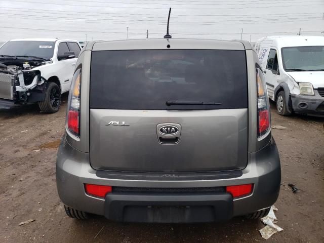 2011 KIA Soul +