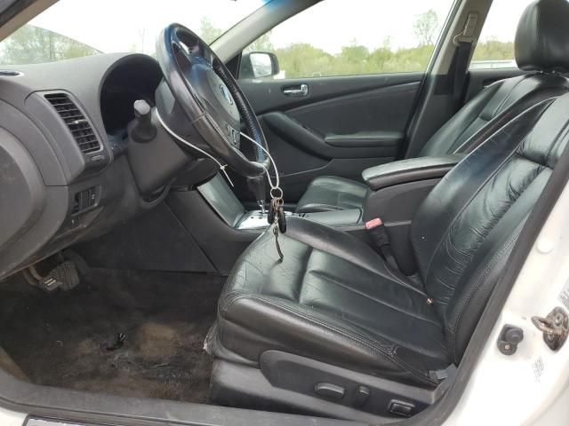 2010 Nissan Altima Base