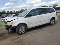 Salvage cars for sale at Florence, MS auction: 2010 Chrysler Town & Country LX