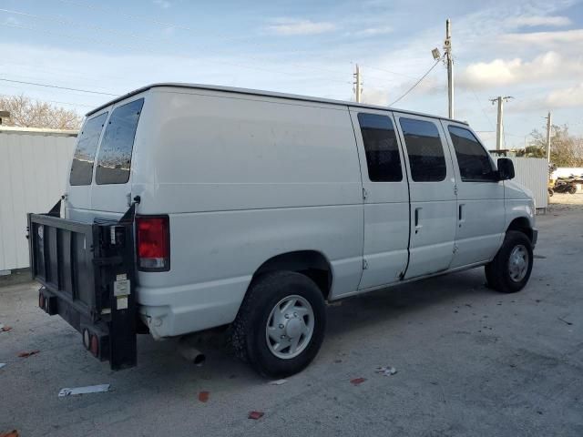 2013 Ford Econoline E350 Super Duty Van