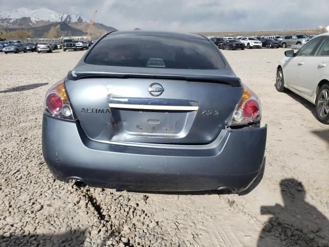 2010 Nissan Altima Base