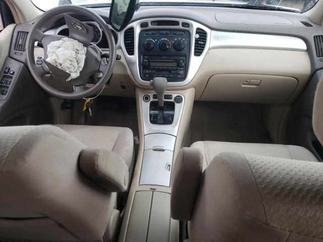 2004 Toyota Highlander Base