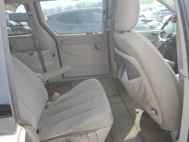 2007 Chrysler Town & Country LX