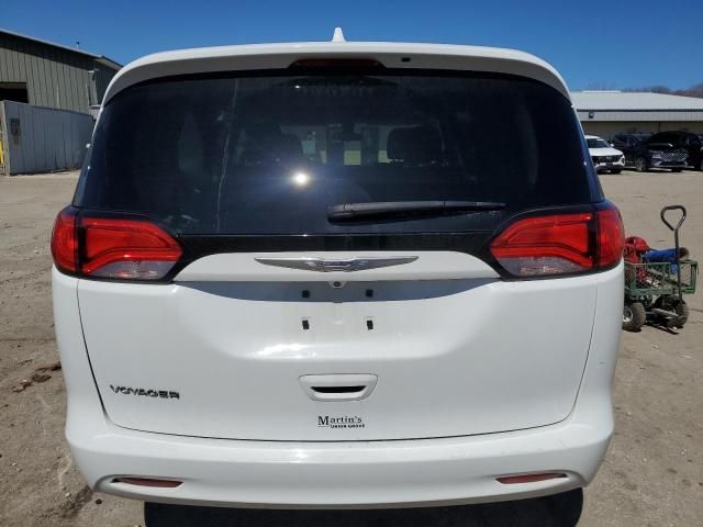 2020 Chrysler Voyager LX