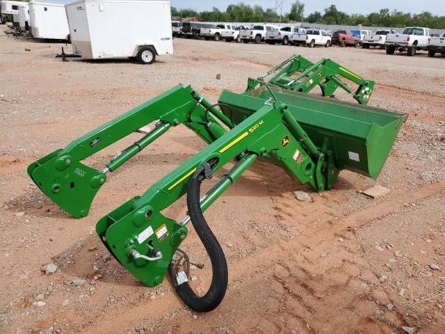 2022 John Deere 520M