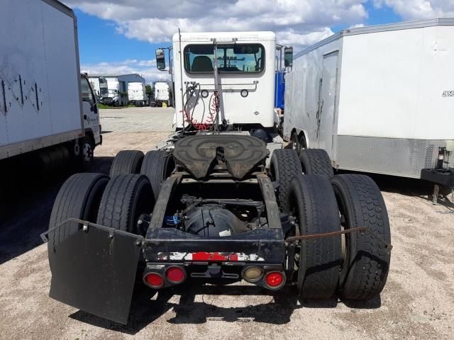 2011 Peterbilt 384