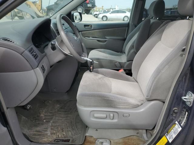 2006 Toyota Sienna CE