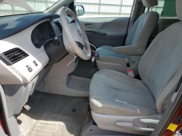 2013 Toyota Sienna