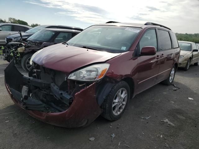 2005 Toyota Sienna XLE