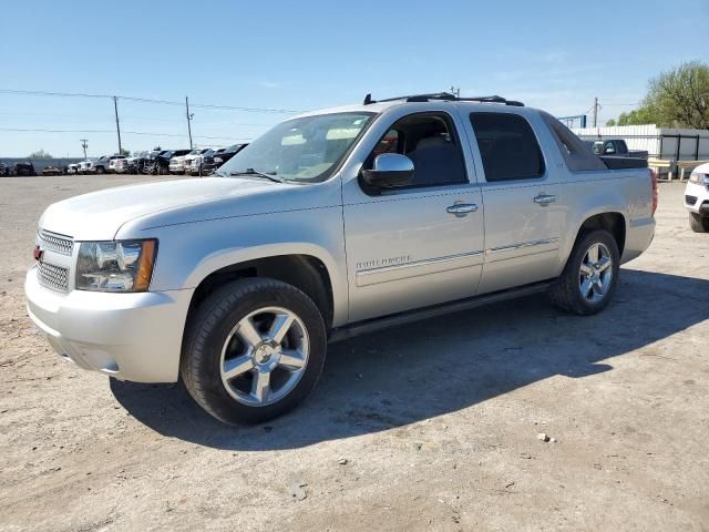 2011 Chevrolet Avalanche LTZ