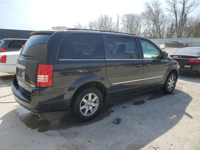 2010 Chrysler Town & Country Touring