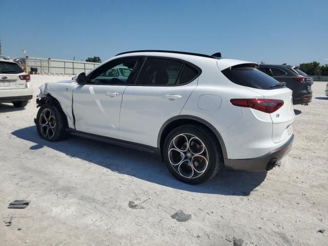 2022 Alfa Romeo Stelvio TI