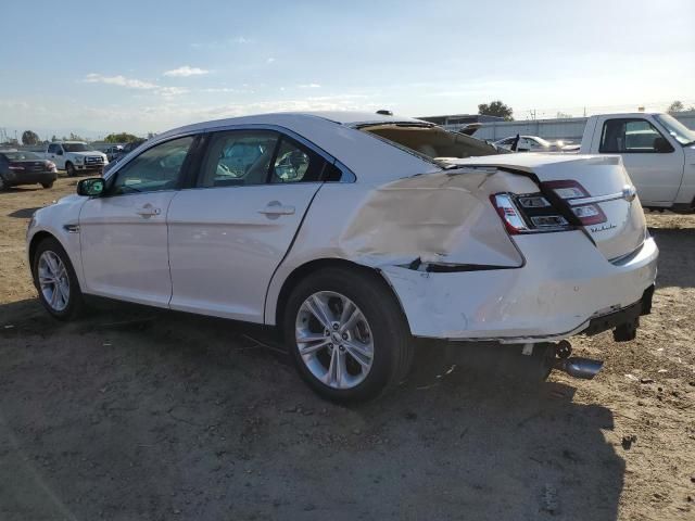 2018 Ford Taurus SEL