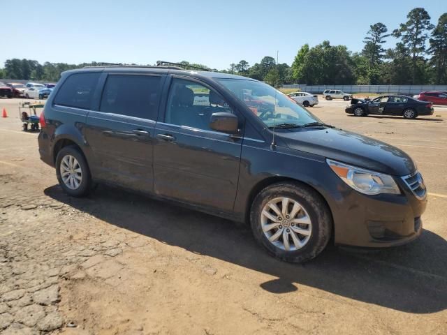 2012 Volkswagen Routan SE