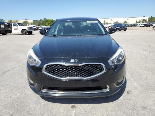 2016 KIA Cadenza Luxury