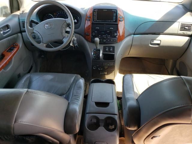 2009 Toyota Sienna XLE