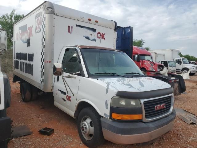 2004 GMC Savana Cutaway G3500