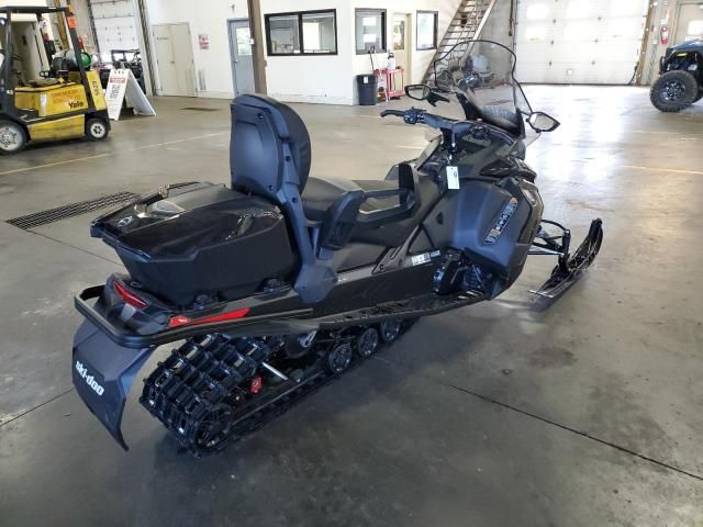 2024 Skidoo Grand Touring