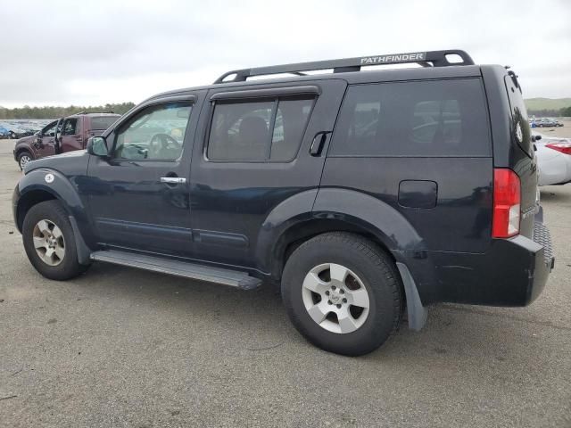 2006 Nissan Pathfinder LE