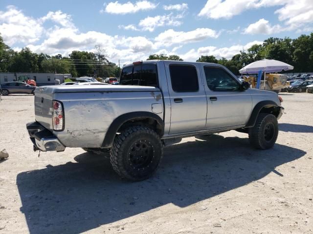 2000 Nissan Frontier Crew Cab XE