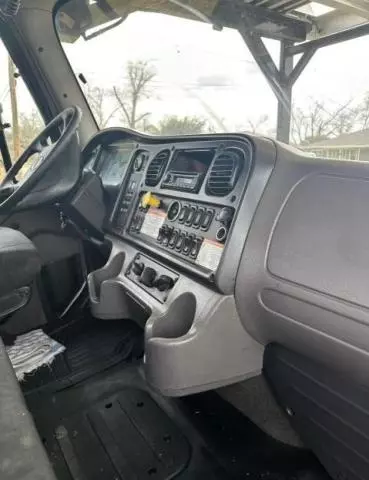 2016 Freightliner M2 106 Medium Duty