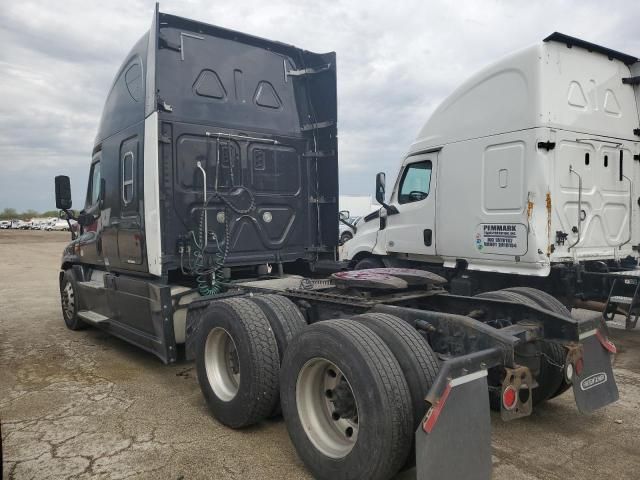 2015 Freightliner Cascadia 125