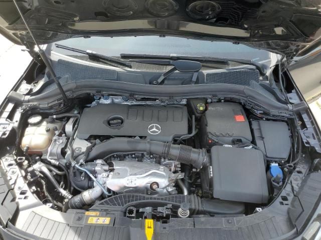 2021 Mercedes-Benz GLA 250