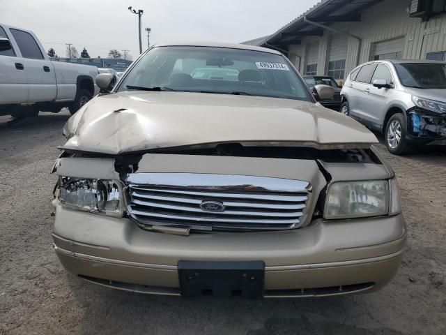 1999 Ford Crown Victoria