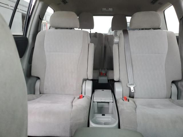 2013 Toyota Highlander Base