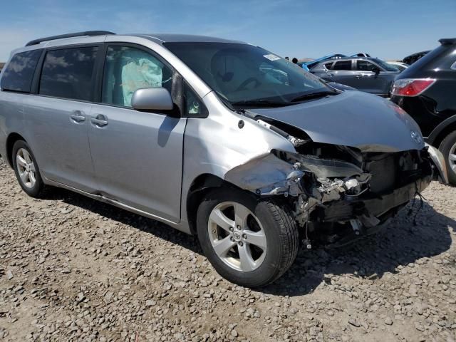 2012 Toyota Sienna LE