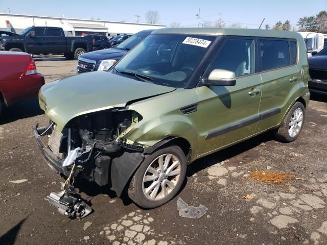 2013 KIA Soul +