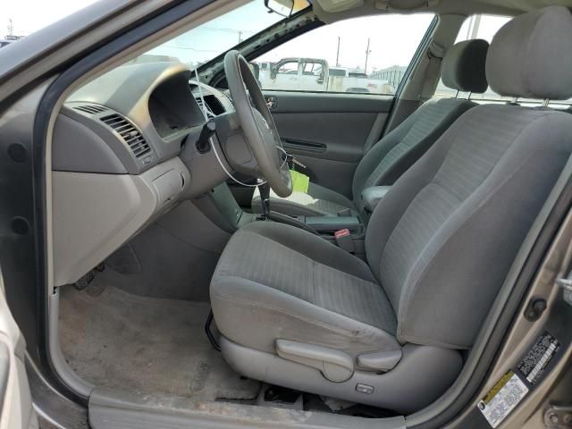 2005 Toyota Camry LE