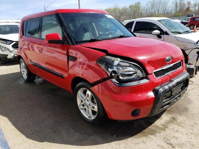 2010 KIA Soul +