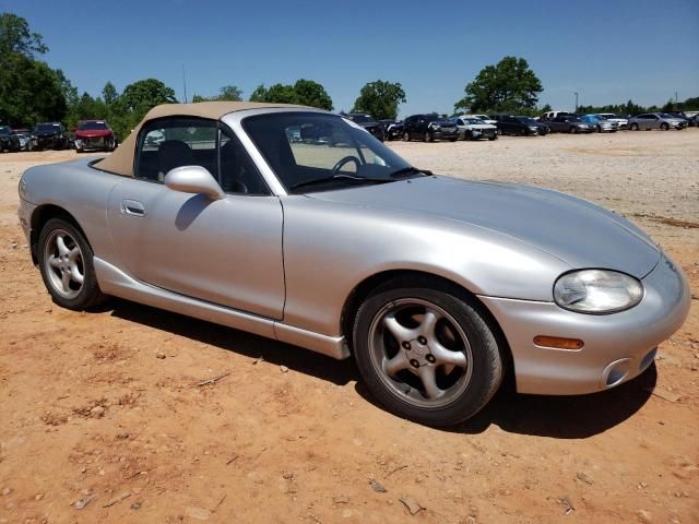 2000 Mazda MX-5 Miata Base