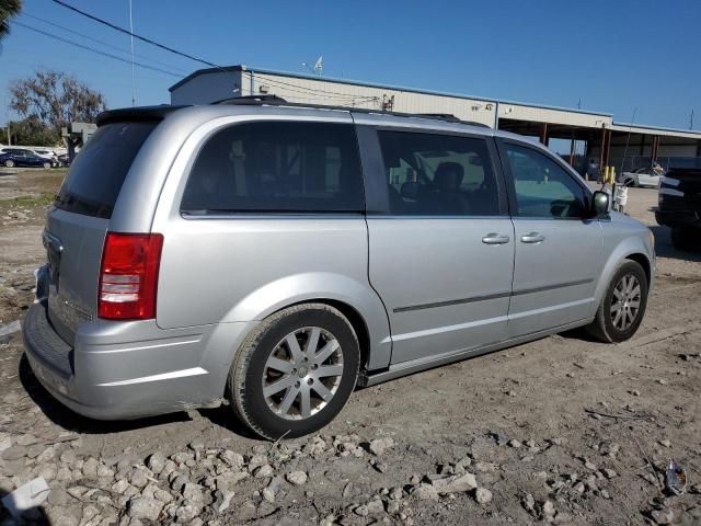 2010 Chrysler Town & Country Touring