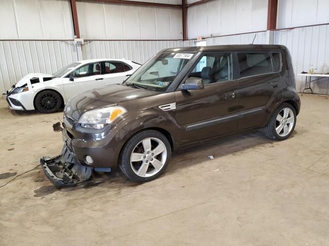 2010 KIA Soul +